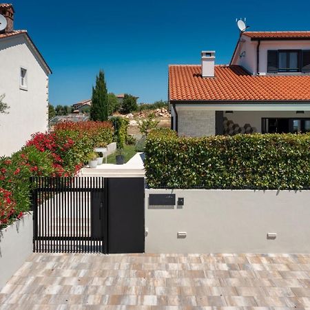 Villa Laurentii Sveti Lovrec Pazenaticki Ngoại thất bức ảnh